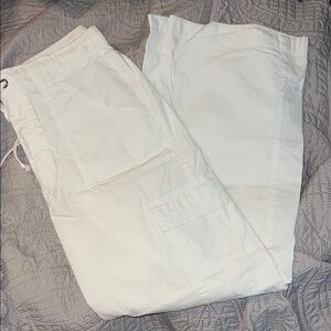Hollister women’s  Light Cargo Pants
